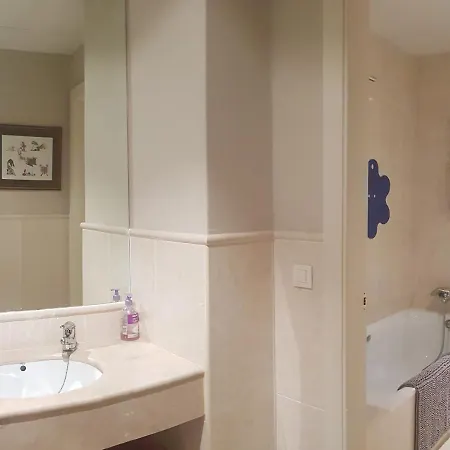 Edificio Historico Mondariz-balneario, Tranquilidad, Ideal El Teletrabajo Apartment *